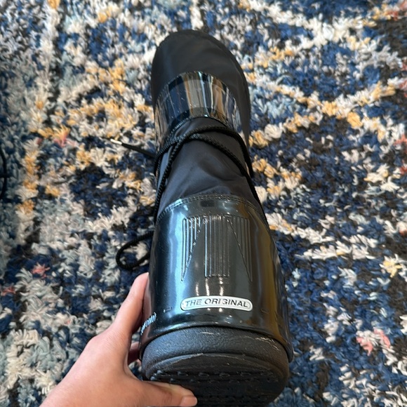 BLACK MOON BOOTS - Picture 7 of 10